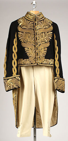 Uniform, wool, metallic thread, brass, steel, silk, feathers, leather, British