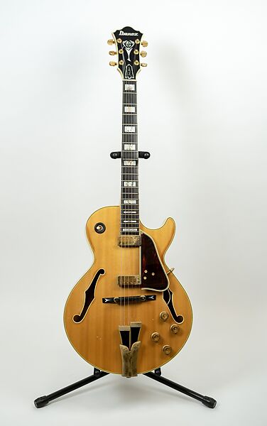 GB10NT George Benson Signature (serial no. 0745/ I786634), Ibanez, Spruce, maple, ebony, plastic, abalone, acrylic 