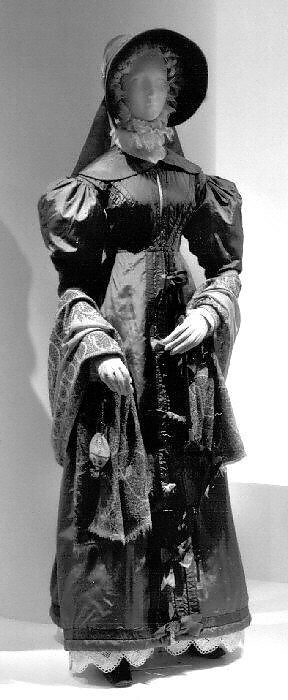 Pelisse, silk, European