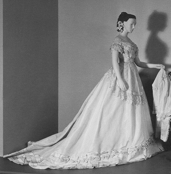 Evening dress, silk, French