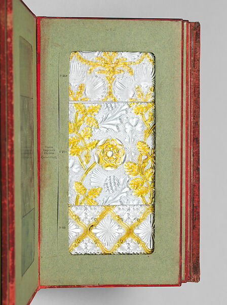 Album des principaux modeles de verres : produits spéciaux en verre coulé, Manufactures des glaces &amp; produits chimiques de Saint-Gobain, Chauny &amp; Cirey, Cloth cover binding. Twelve double boards cloth hinged with embedded glass samples