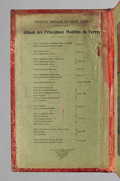 Album des principaux modeles de verres : produits spéciaux en verre coulé, Manufactures des glaces &amp; produits chimiques de Saint-Gobain, Chauny &amp; Cirey, Cloth cover binding. Twelve double boards cloth hinged with embedded glass samples