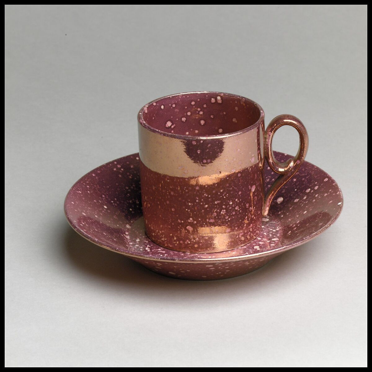 Saucer (part of a set), Lustreware, French, Sarreguemines