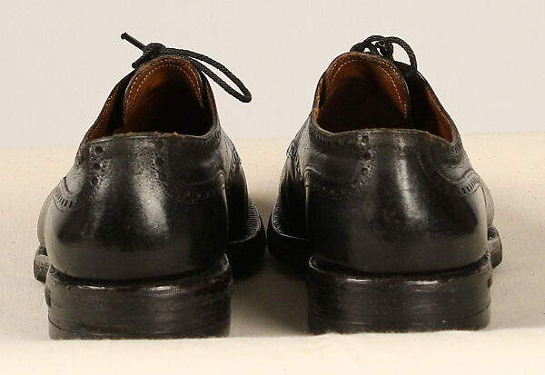 Shoes, Peal &amp; Co., Ltd. (British), leather, British