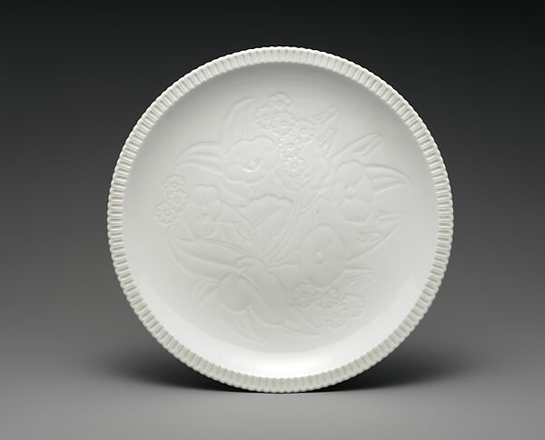 "Shelledge" dinner and luncheon plate with flowers, Designed by R. Guy Cowan (American, East Liverpool, Ohio 1884–1957 Tuscon, Arizona), Porcelain, American 