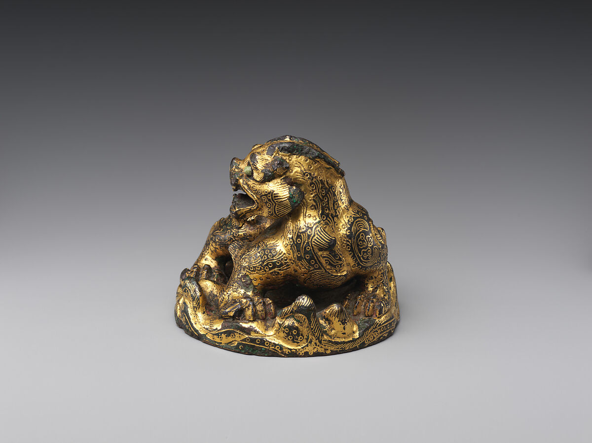 Weight in the shape of a chimera, Bronze, gilding, gold and turquoise inlays, China