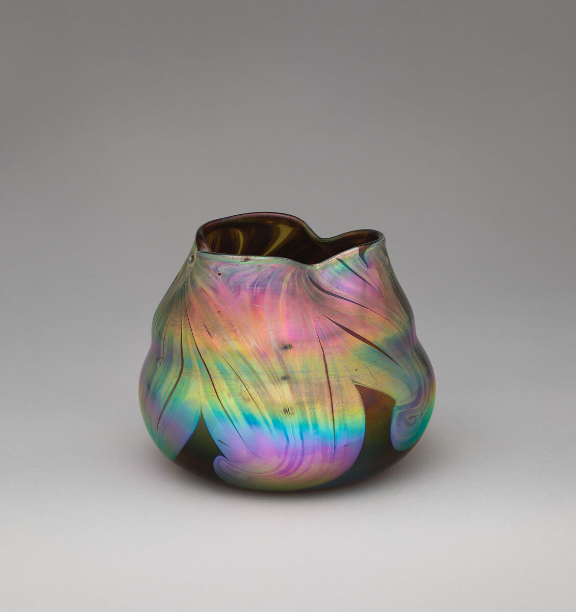 Bowl, Designed by Louis C. Tiffany (American, New York 1848–1933 New York), Favrile glass, American