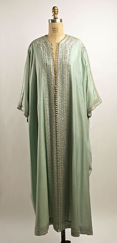 Tea gown
