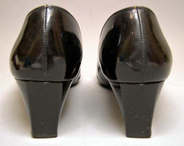 Pumps, Roger Vivier (French, 1913–1998), leather, plastic (vinyl), French