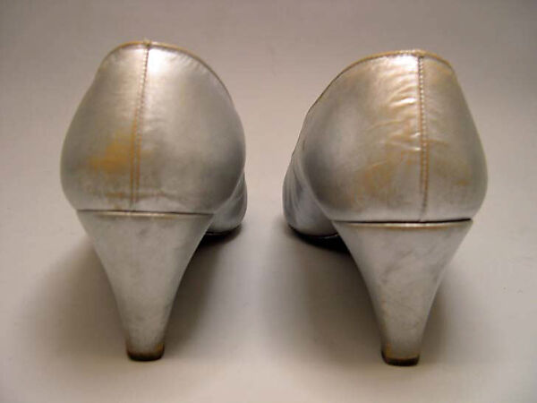 Pumps, Roger Vivier (French, 1913–1998), leather, metal, French