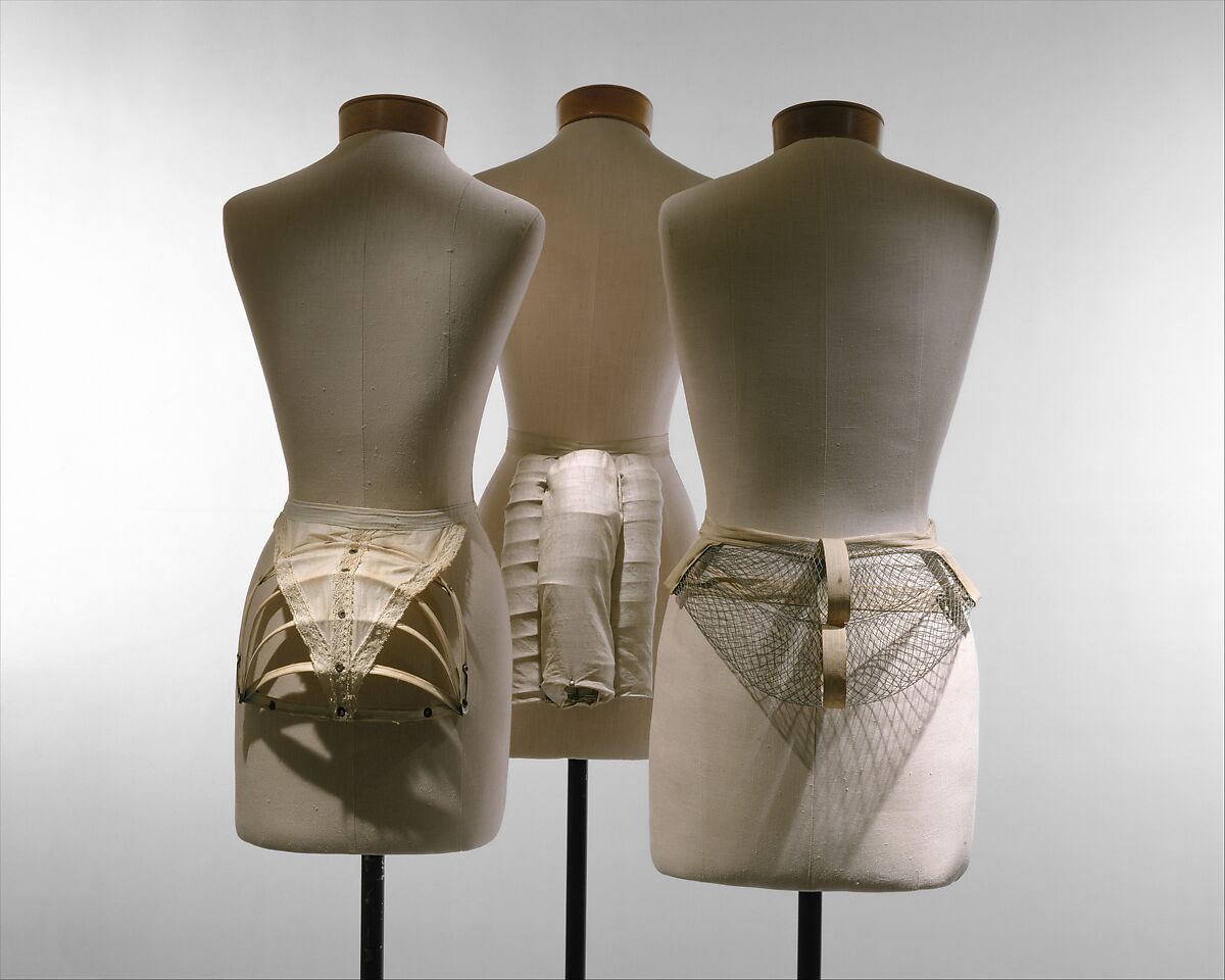 Bustle, cotton, metal, American or European