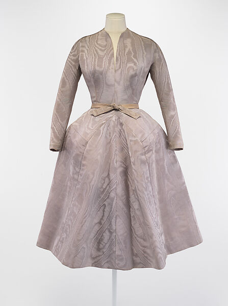 Christian Dior (1905–1957), Essay