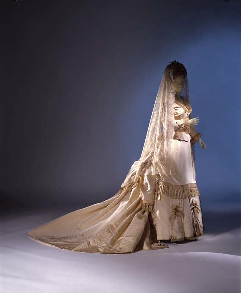 Wedding dress, Mme. Fréderique, silk, American