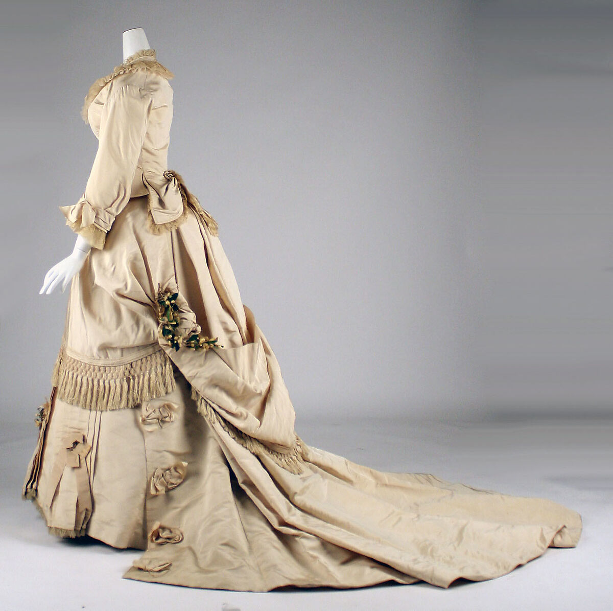 Wedding dress, Mme. Fréderique, silk, American