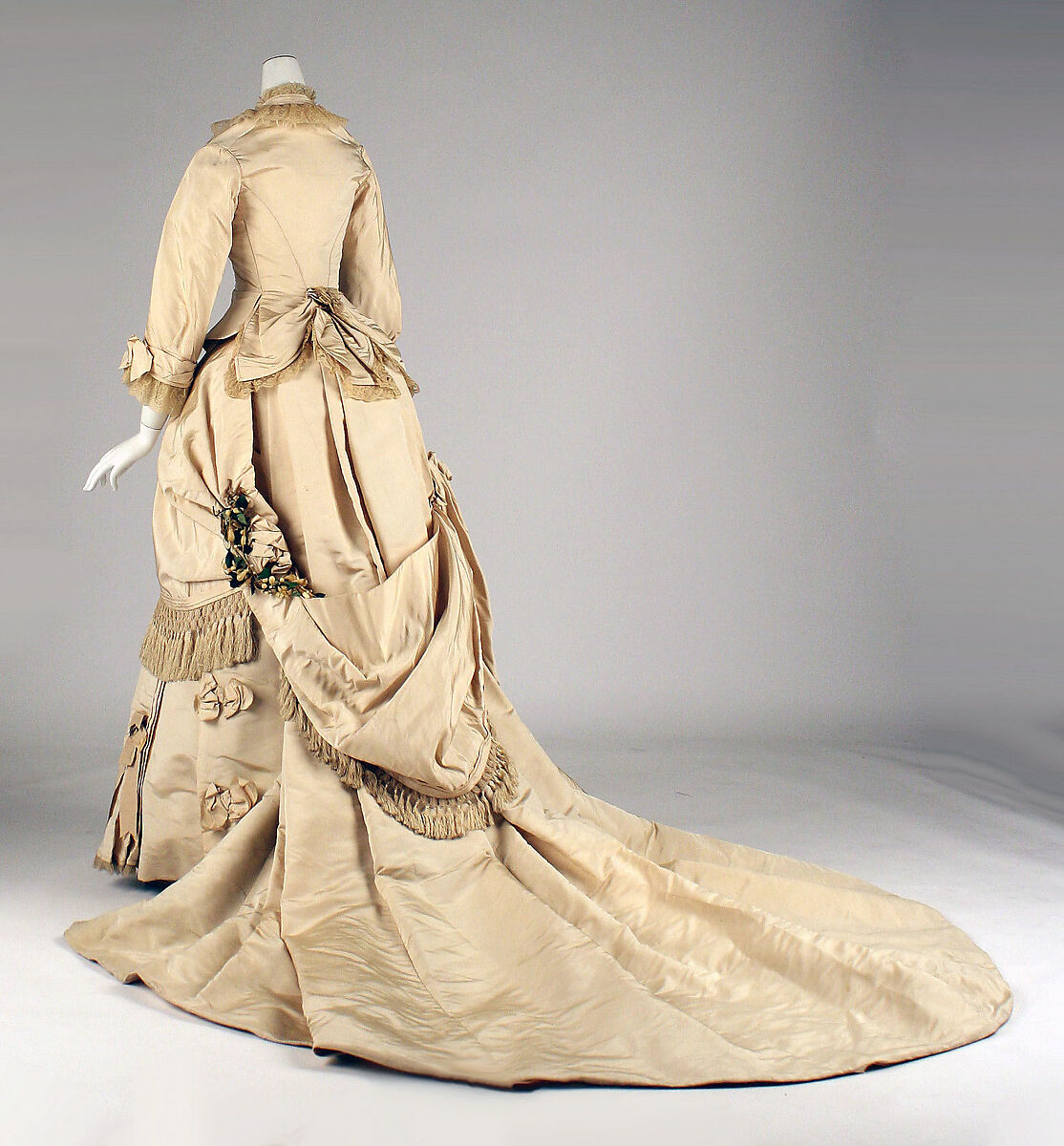 Wedding dress, Mme. Fréderique, silk, American