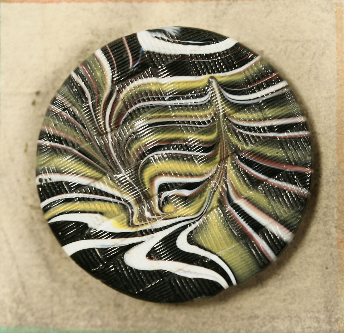 Button, [no medium available], French