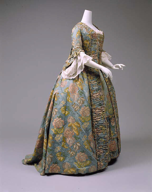 Robe à la française, silk, British