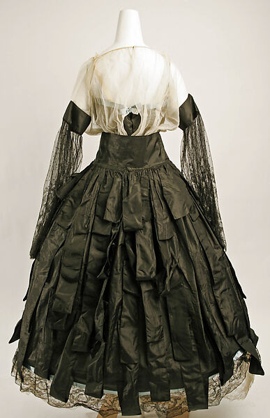 Evening dress, Callot Soeurs (French, active 1895–1937), silk, whalebone, steel, French