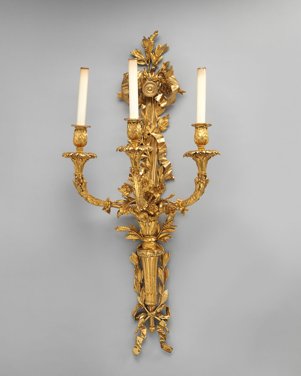 Three-branch wall light (one of a pair) (bras de lumière), Gilt bronze, French, Paris 