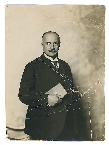 Portrait photograph of Baron Max von Oppenheim, Silver-gelatin photograph and ink 