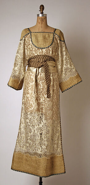 Dress, Geoffrey Beene (American, Haynesville, Louisiana 1927–2004 New York), silk, metallic, plastic, American 