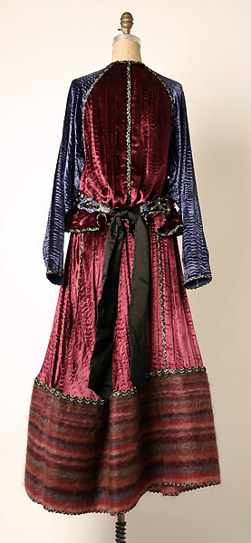 Ensemble, Geoffrey Beene (American, Haynesville, Louisiana 1927–2004 New York), (a) silk, cellophane, metallic; (b) silk, cellophane, metallic, mohair; (c) silk, metallic, amber, polished stone, American