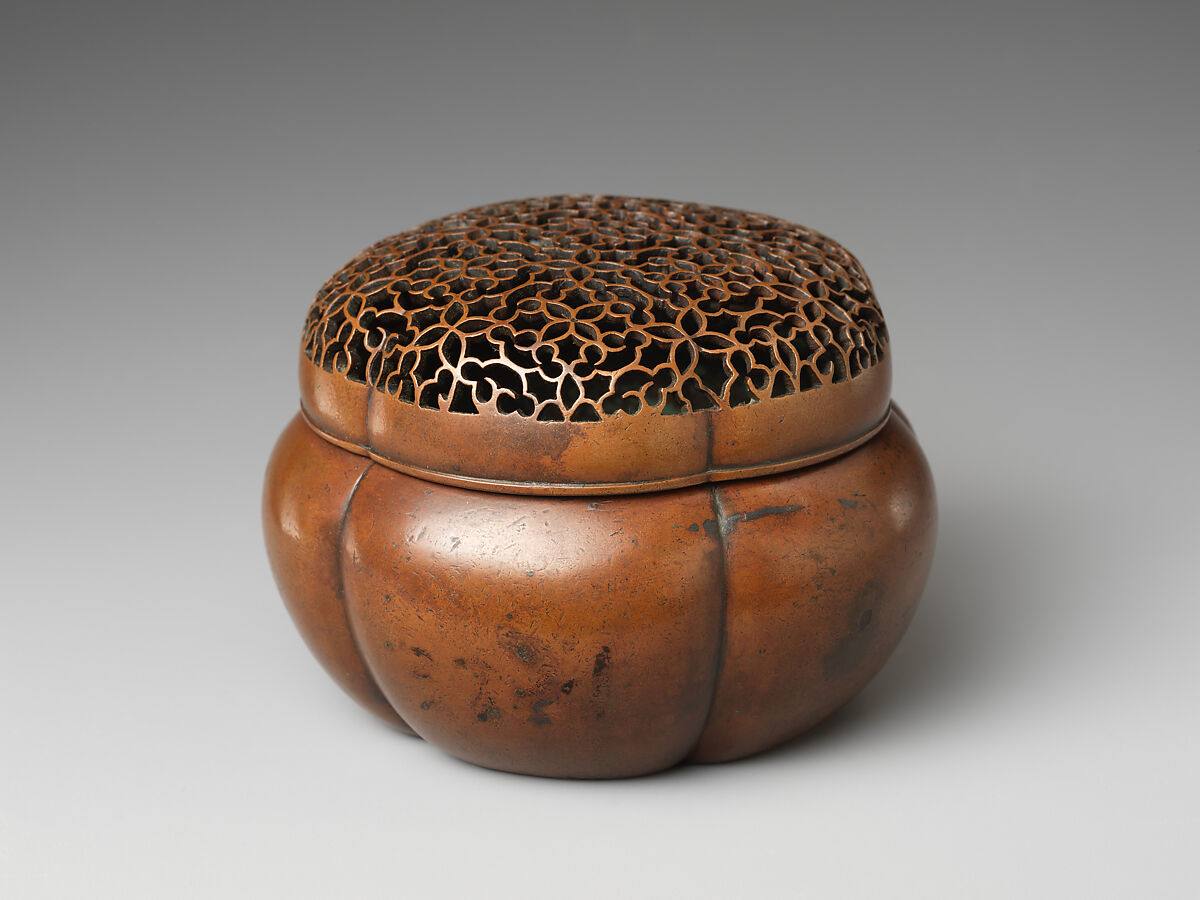 Hand warmer, Attributed to Zhang Mingqi (Chinese, act. 17th century), Copper alloy, China