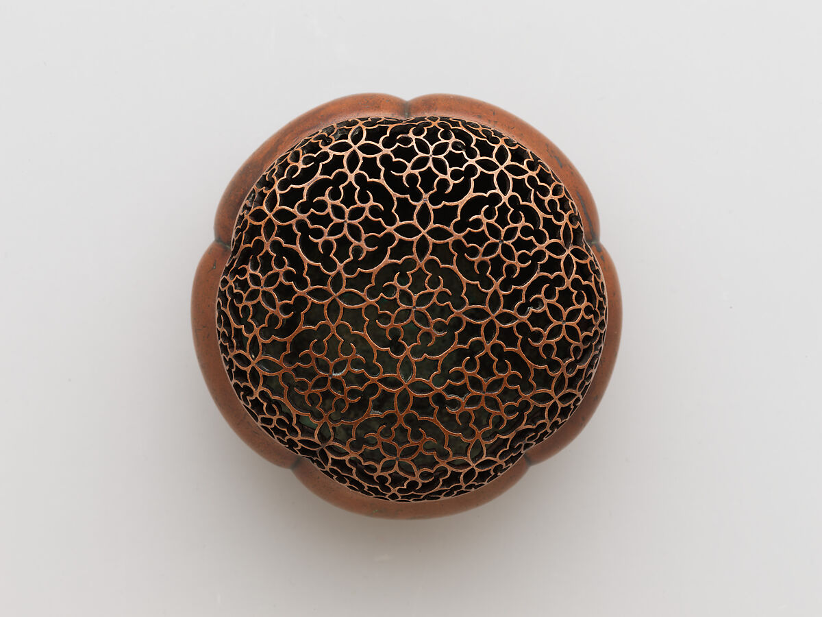 Hand warmer, Attributed to Zhang Mingqi (Chinese, act. 17th century), Copper alloy, China