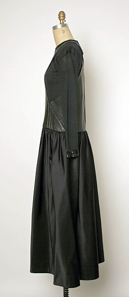 Ensemble, Geoffrey Beene (American, Haynesville, Louisiana 1927–2004 New York), (a) leather, silk, synthetic fiber; (b) silk, plastic, American