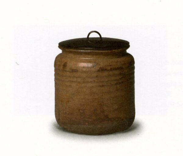 Fresh-Water Jar (Mizusashi), named Mino (Straw Rain Cape), Stoneware with ash glaze (Mino ware, Yellow Seto type), Japan 