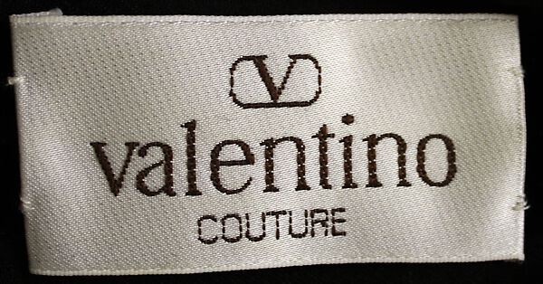 Evening dress, Valentino S.p.A. (Italian, founded 1959), (a) silk; (b) synthetic fiber, Italian