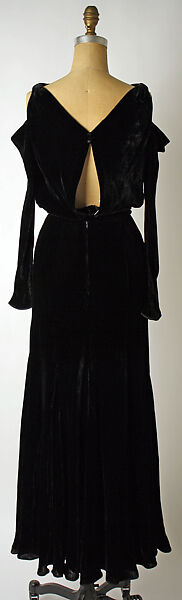 Evening dress, Valentino S.p.A. (Italian, founded 1959), (a) silk; (b) synthetic fiber, Italian