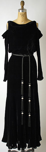 Evening dress, Valentino (Italian, born 1932), (a) silk; (b) synthetic fiber, Italian 