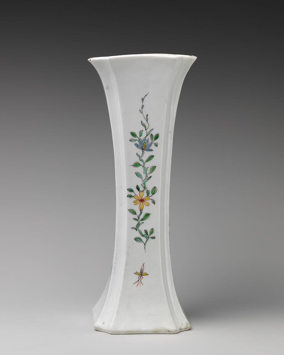 Beaker (part of a garniture), Soft-paste porcelain decorated in polychrome enamels, British, Worcester