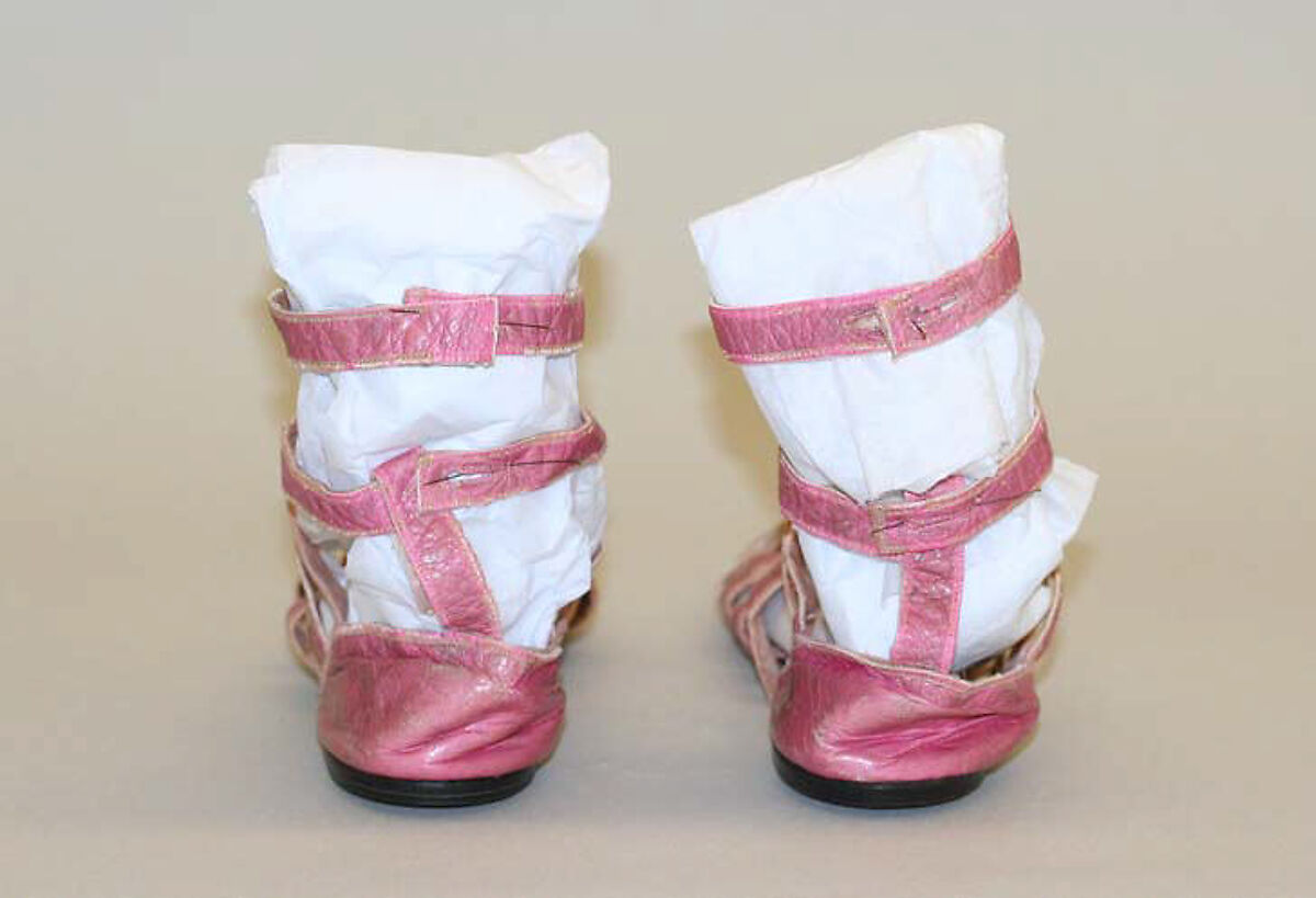 Shoes, E. Pattison (British, 1800–1850), (a, b) leather, silk, British