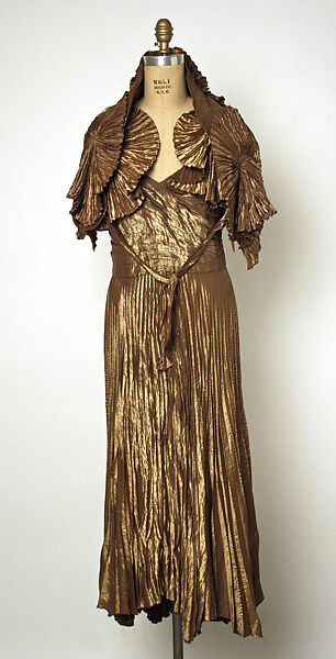 Evening dress, Gilbert Adrian (American, Naugatuck, Connecticut 1903–1959 Hollywood, California), metallic thread, silk., American 