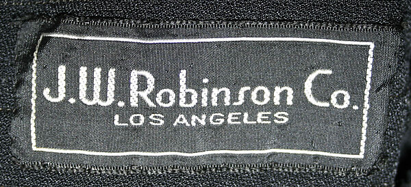 Evening dress, Gilbert Adrian (American, Naugatuck, Connecticut 1903–1959 Hollywood, California), silk, rayon (?), American