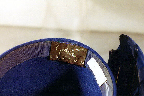 Hat, Gilbert Adrian (American, Naugatuck, Connecticut 1903–1959 Hollywood, California), Fur felt, feathers, American