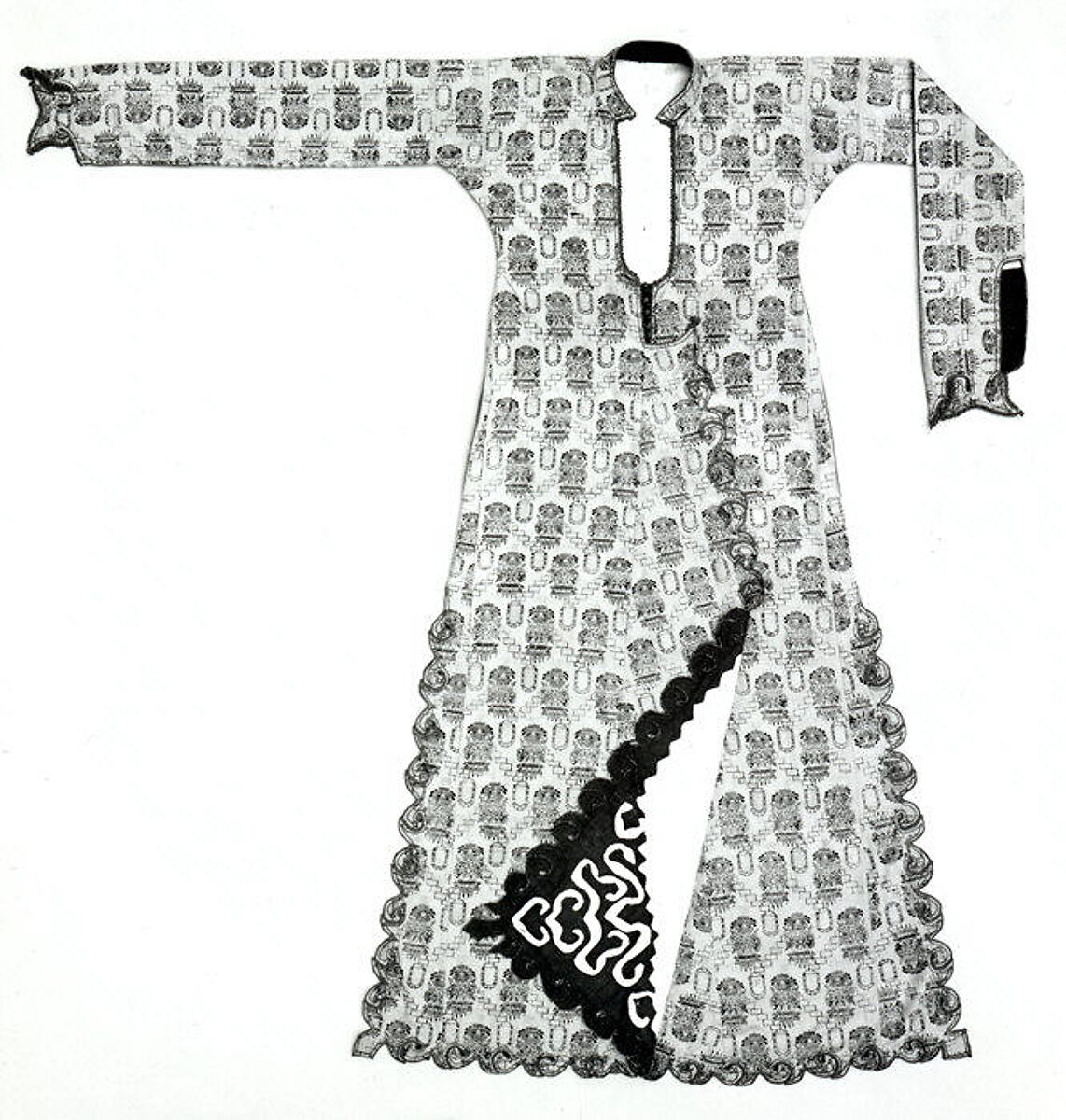 Uçetek Entari, Cotton, silk, metal wrapped thread