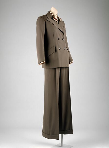 Pantsuit, Yves Saint Laurent  French, (a) wool, wood; (b) wool, French