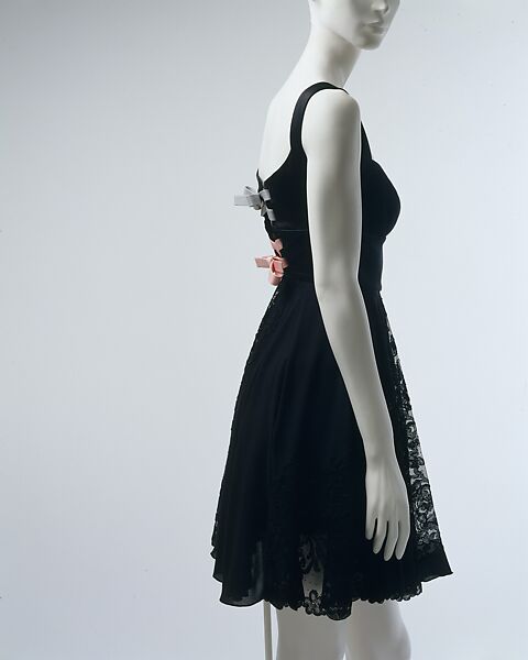 Evening dress, Gianni Versace (Italian, founded 1978), silk, elastic, Italian 