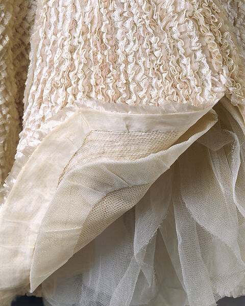 "Scarlatti", House of Dior (French, founded 1946), (a, b) cotton, silk
(c) leather, French