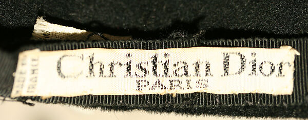 Ensemble, House of Dior (French, founded 1946), (a) wool
(b,c,d) leather
(e) wool, feathers, French