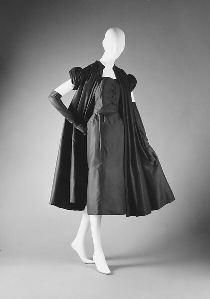 "Sylvie", House of Dior  French, (a, b) silk<br/>(c) silk, leather<br/>(d) silk<br/>(e) silk, cotton<br/>(f, g) silk, French