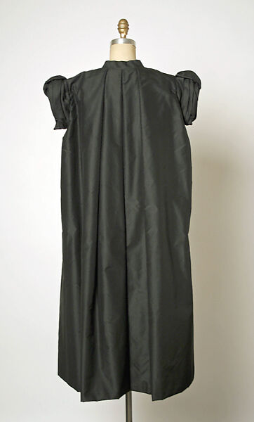 "Sylvie", House of Dior (French, founded 1946), (a, b) silk
(c) silk, leather
(d) silk
(e) silk, cotton
(f, g) silk, French