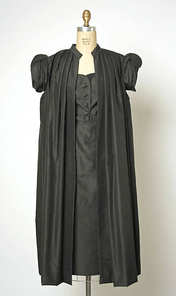 "Sylvie", House of Dior (French, founded 1946), (a, b) silk
(c) silk, leather
(d) silk
(e) silk, cotton
(f, g) silk, French