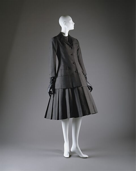 Ensemble, House of Dior (French, founded 1946), (a–c) wool, silk
(d) straw, French 