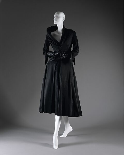 Christian Dior (1905–1957), Essay