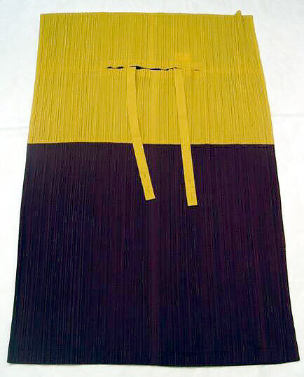 Dress, Issey Miyake (Japanese, 1938–2022), polyester, linen, Japanese