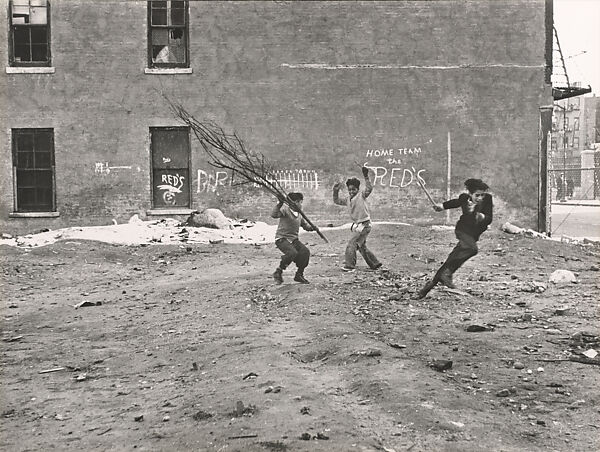 New York, Helen Levitt (American, 1913–2009), gelatin silver print 